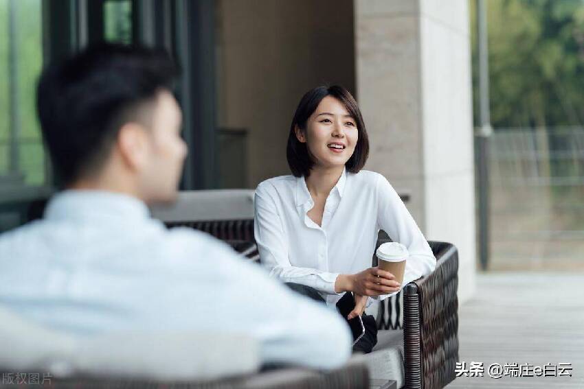 女人給你三個暗示,大多是喜歡你的表現,千萬別錯過