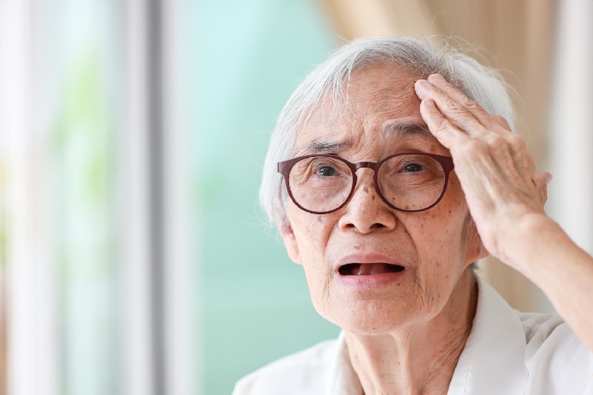 阿茲海默症悄悄來？ 醫：辨識早期5大症狀和譫妄現象