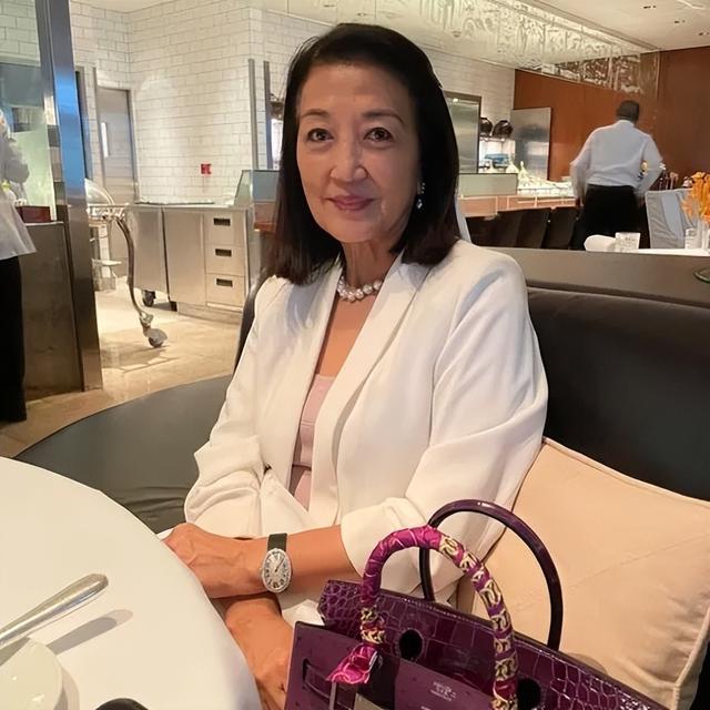 TVB老戲骨馬海倫身家半億仍敬業，74歲凌晨趕工 ，丈夫背景深厚