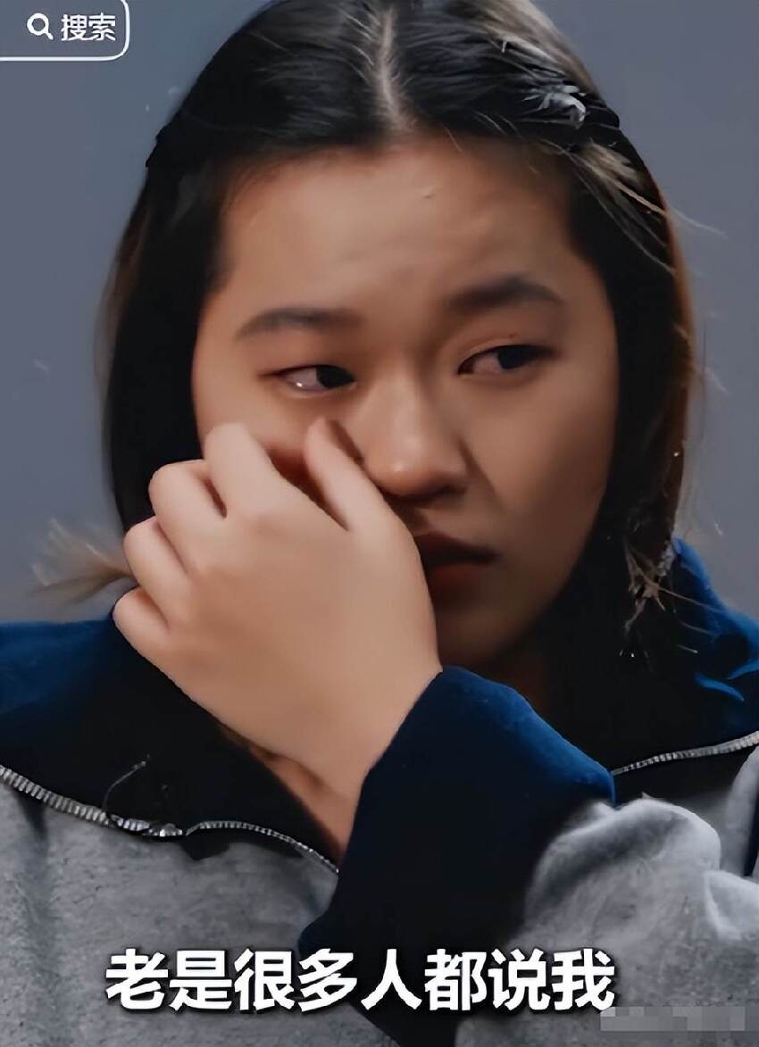 演都不演了！全紅嬋報警不到24小時，噁心的一幕發生，還不止一件