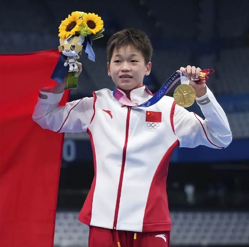 演都不演了！全紅嬋報警不到24小時，噁心的一幕發生，還不止一件