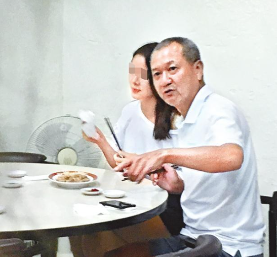 劉嘉玲和關之琳前夫聚餐，衣食住行由男方包下，閨蜜情曾因他反目