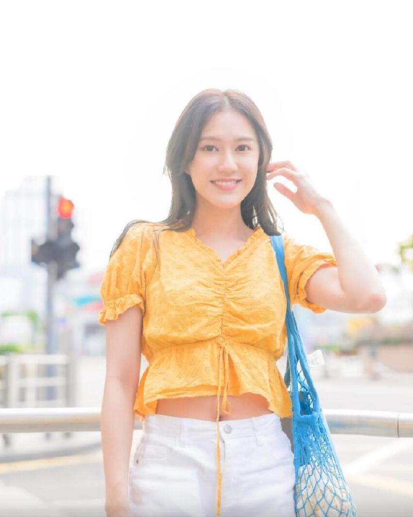 31歲港姐自曝一天打四份工,打算移居內地,稱生活壓力可減少一半