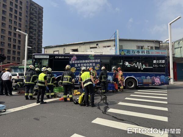快訊／板橋公車輾斃婦！死者身分竟是「新北市議員的她」