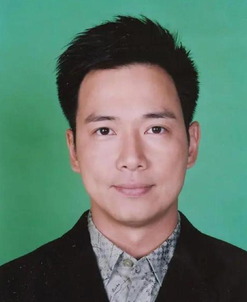 TVB綠葉蔡子健罕露臉,發福顯老頭髮花白,自曝在校執教已是博士
