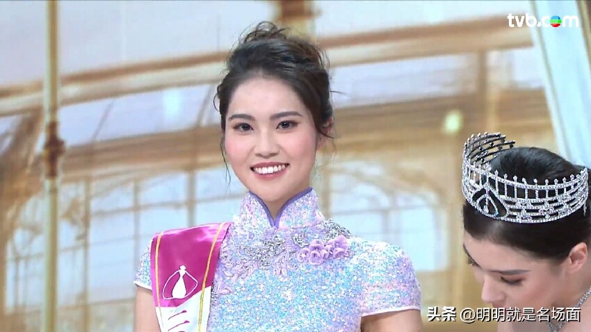 堪比素人改造真人秀，香港小姐2026的冠軍給人一臉歲月靜好的感覺