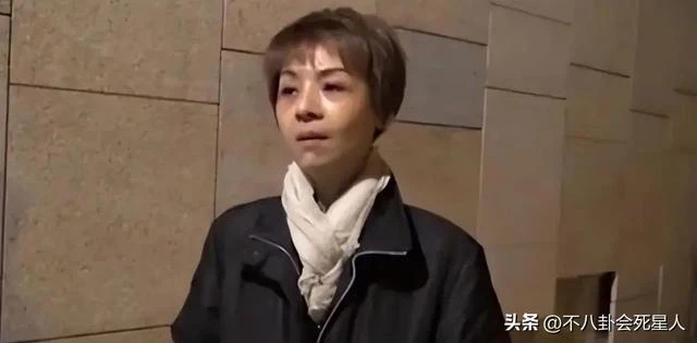57歲「香港女神」的近照，讓人看到中老年女星「賣性感」的尷尬
