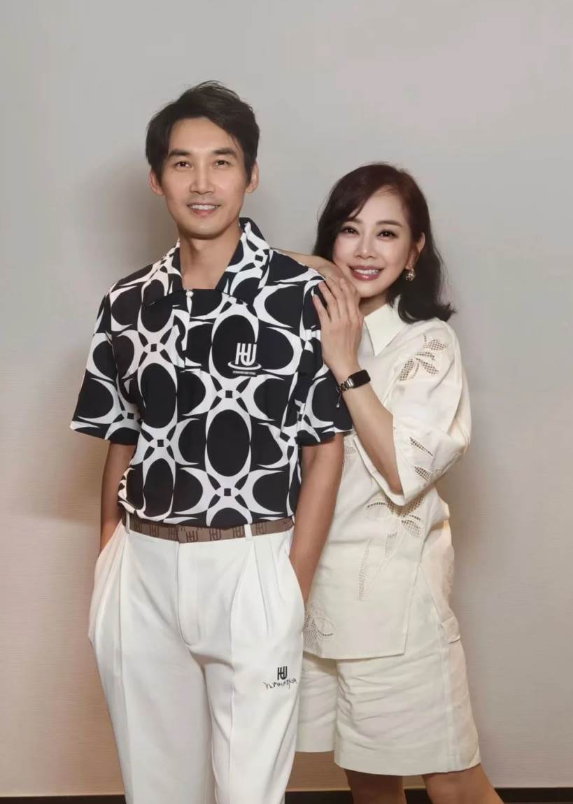 他26歲硬娶34歲、多病、不能生的女人！阿母罵「她配不上你」 他只回一句話…全場沉默了