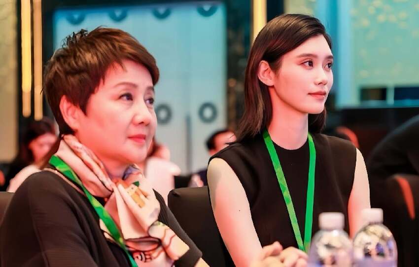 恭喜！何猷君和奚夢瑤將在法國補辦世紀婚禮，為賭王守孝推遲辦婚