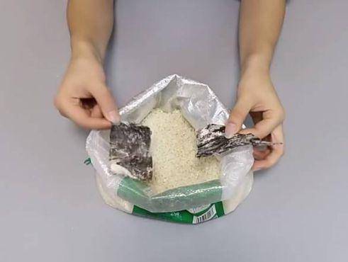原來米蟲最怕它，米袋中放一個，不用晾曬，家里大米一年不生蟲