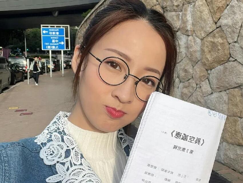 33歲TVB女星宣布離巢！為圓演員夢兼職開的士，單日最高賺兩千港幣