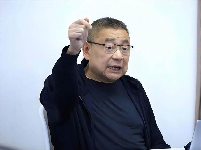 玩遍28位女星！他把妻子「逼到離婚又乳癌過世」　晚年砸上億換腎「1句話道盡唏噓近況」