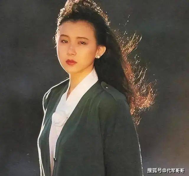 她是台灣第一美人，因為貌美被富豪玩弄導致無法生育，如今50多歲顏值依舊，被贊不老女神！