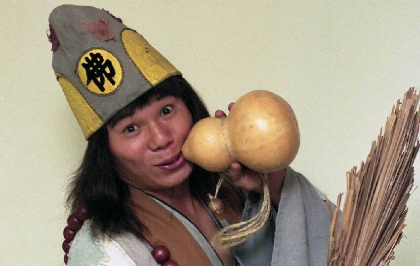 你一定看過他的戲！台灣傳奇男星「酒駕又染度」毀星途 消失多年「57歲蒼老近況」曝光