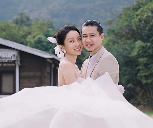 恭喜！香港女星文凱玲高齡生女，未婚先孕結婚還不到半年