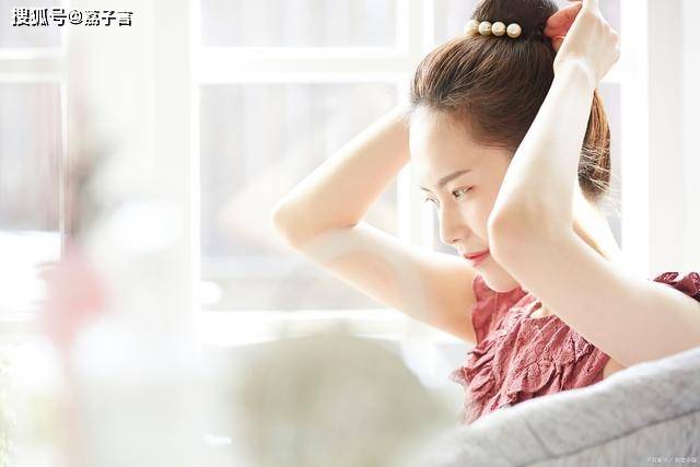 女人願意和你在一起,會給你幾個暗示