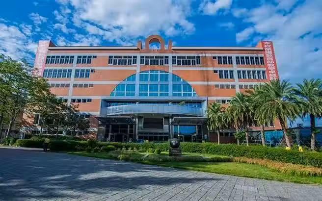 快訊/台灣知名大學「正式熄燈」！學生畢業就停辦， 校產全捐了