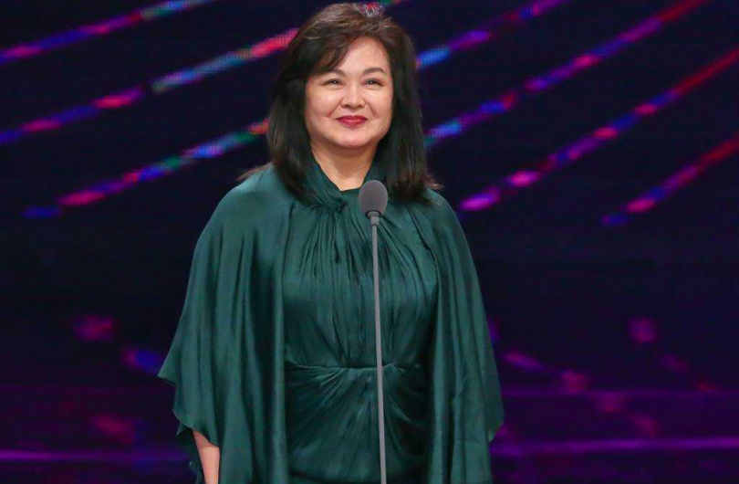 鬆口豪門秘辛!73歲天后「結婚發現老公秘密」 不惜「挺6月孕肚逃走」:寧可當單親媽媽