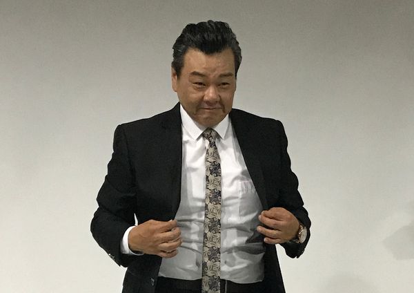 初二驚傳噩耗！《報告班長》56歲知名男星「凌晨驟逝」　多年好友李興文心痛證實：「還比我小2歲...」