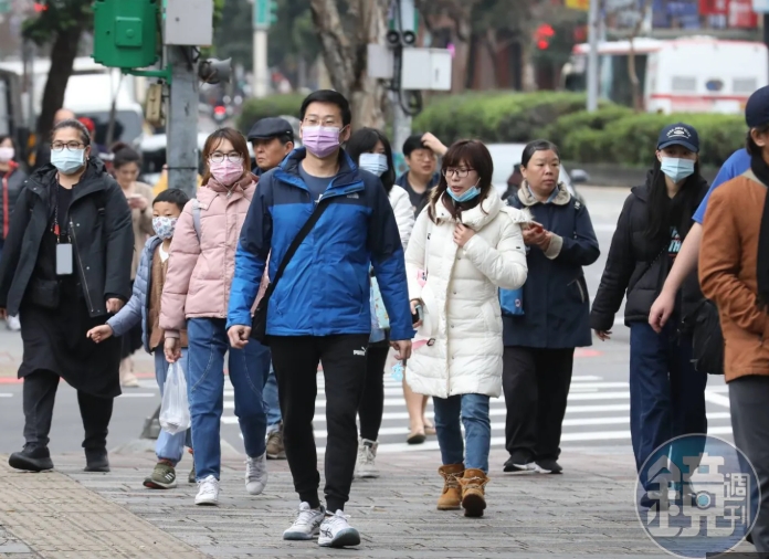 還不是最冷！冷氣團發威「恐跌破10度」　連發三警報「228連假天氣出爐」　