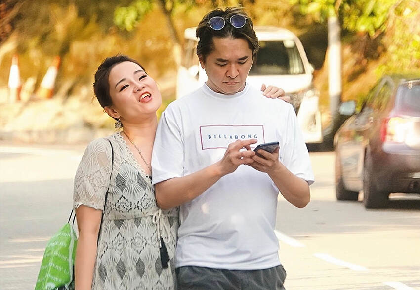 香港韋小寶自曝參與「多人運動」,同時交往仨女友,享齊人之福