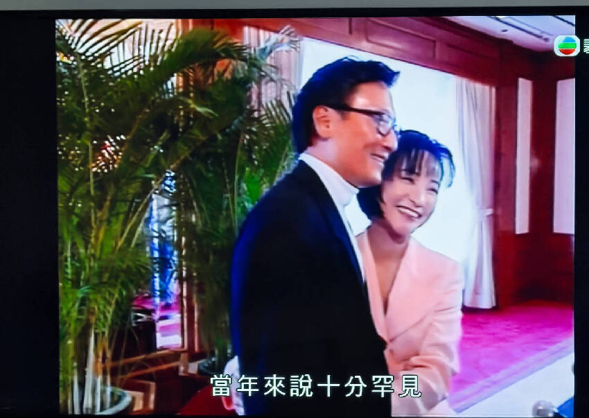 汪明荃曬舊照悼念謝賢，公開真實關係、不止是拍檔，系謝婷婷乾媽