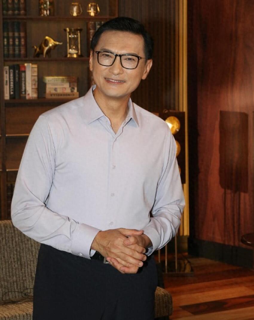 59歲陳錦鴻自曝已立遺囑,財產全留妻子沒給兒子,稱兒子沒有反對