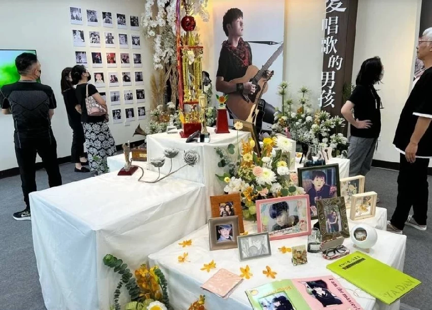 震驚，台灣男星驚傳「交通事故離世」享年31歲，家屬悲痛：去天堂開演唱會了