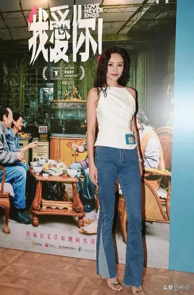 何佩瑜：34D超大胸 傲人身材，不只是花瓶更是演技派的性感女神。