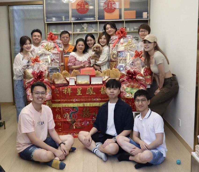 香港女星過大禮金器滿堂！婚禮前不幸流產，為愛犬動胎氣腹部劇痛