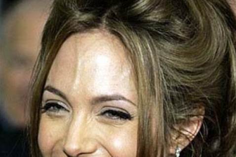 女人手上青筋明顯，究竟是好事還是壞事？真相讓人意外