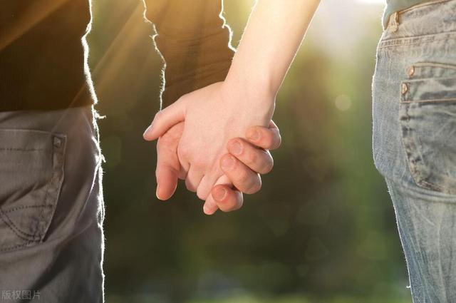 聰明的女人,從不在外面炫耀這兩件事,糊塗的女人卻逢人就說