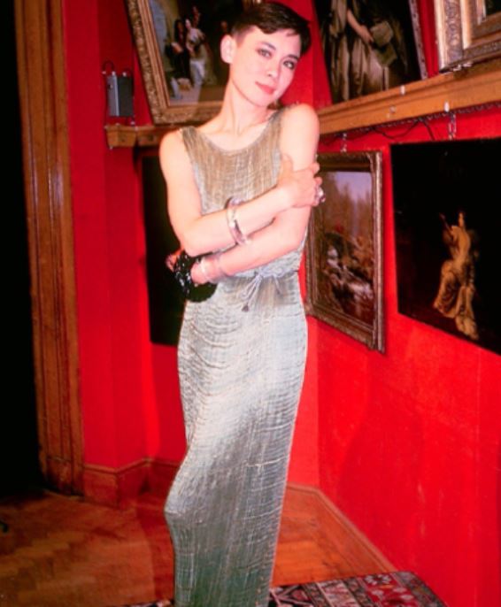 美過林青霞！女星從不亂玩「卻罹患愛滋病」　41歲就過世「獨留一雙兒女」