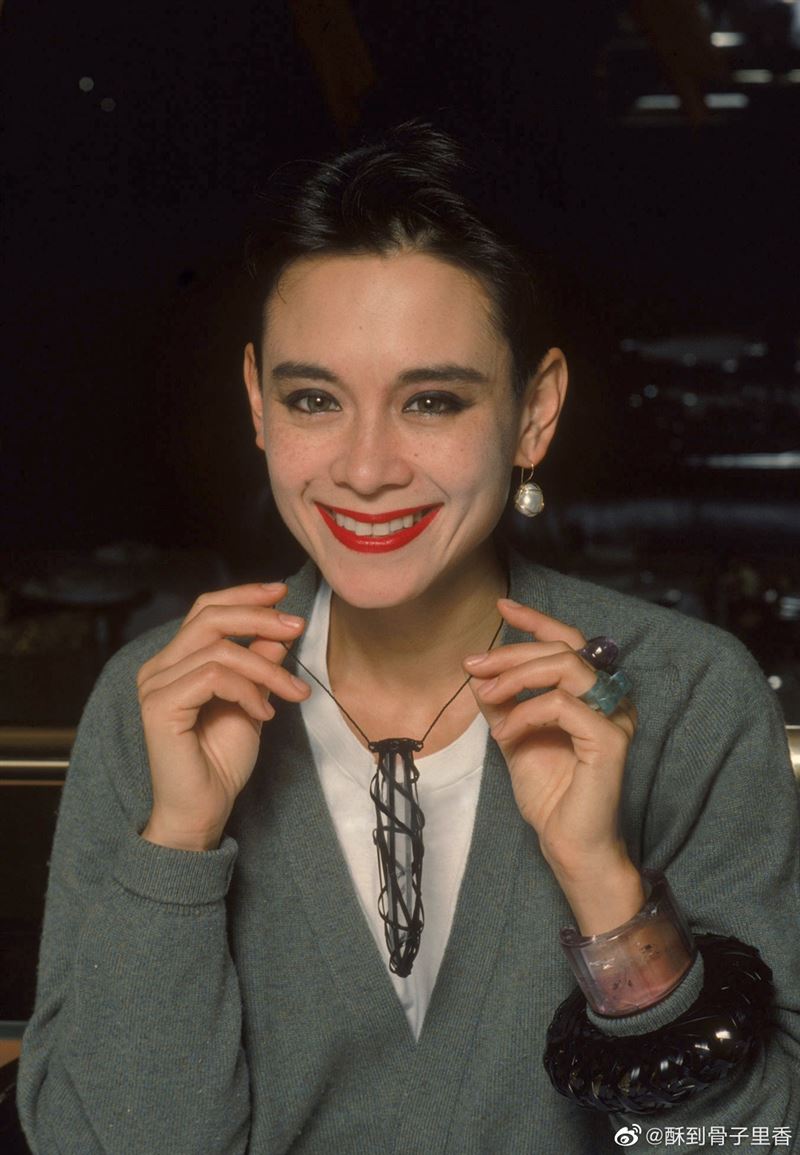 美過林青霞！女星從不亂玩「卻罹患愛滋病」　41歲就過世「獨留一雙兒女」