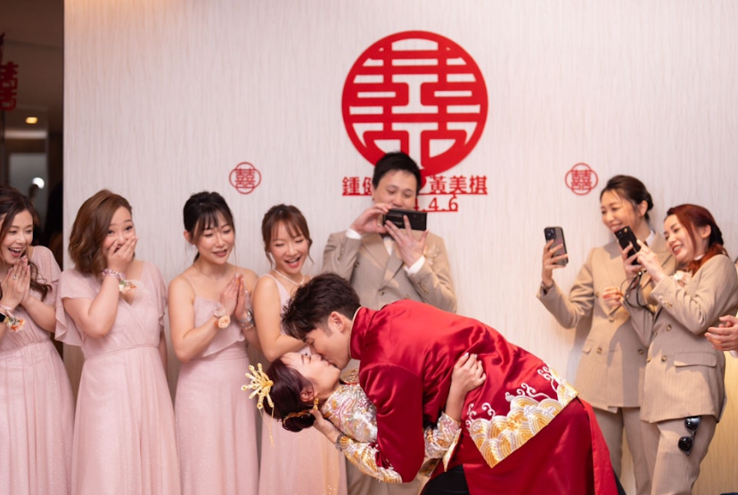 恭喜！TVB前小花與男友今日結婚！揚言今晚洞房一擊即中生龍寶！