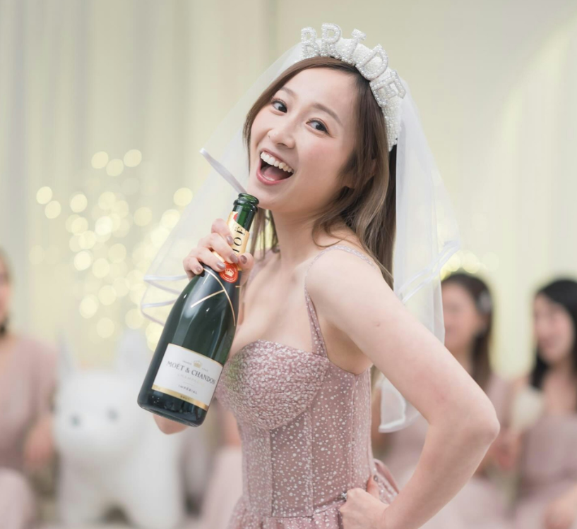 恭喜！TVB前小花與男友今日結婚！揚言今晚洞房一擊即中生龍寶！