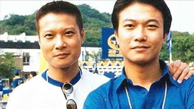 同母不同命，兩兄弟近況大不相同，一個因怪癖毀了一生，一個成人生贏家