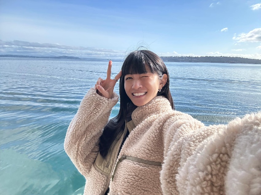 19歲結婚生子！台劇女星現身台中「參加高三兒畢業典禮」　「母子同框曝」2萬人看傻：是姐姐吧