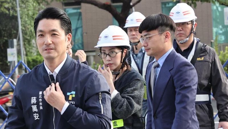 兒爆特權！美國務院回應全文曝光， 網調4位權貴父母慘了
