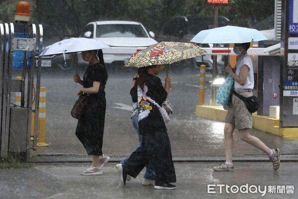 紅霞中颱剛走「台灣3地雨狂飆」！氣象專家示警「又有新颱風醞釀」：強度不弱...