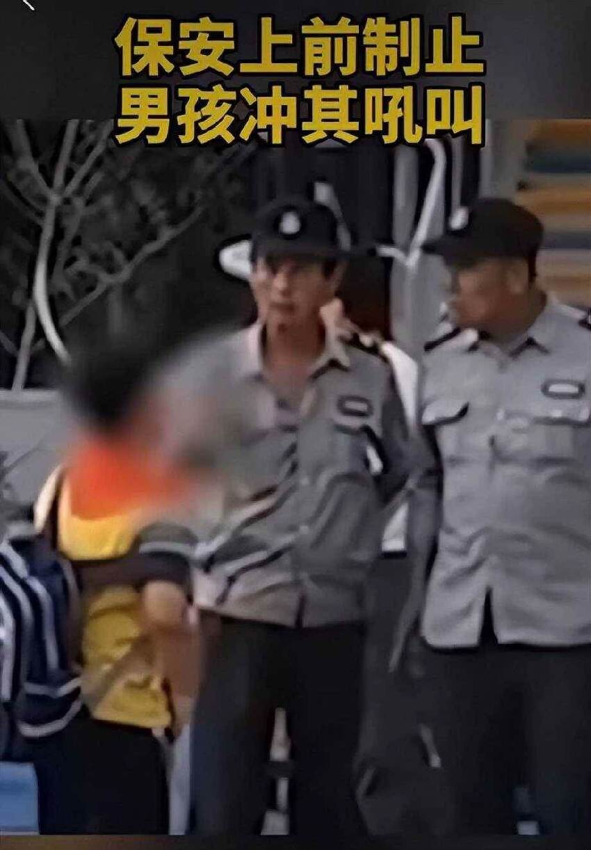 媽媽的這種行為,正在讓孩子逐漸缺少自立能力,尤其是男孩!
