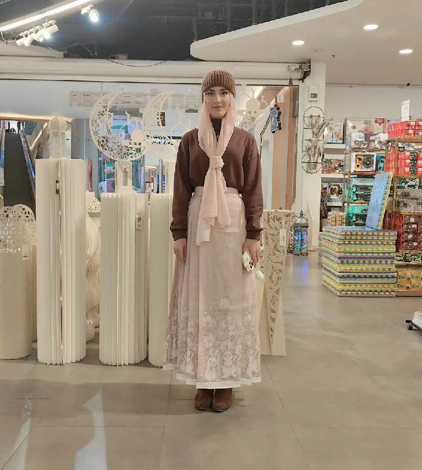 中國小伙娶小十八歲伊拉克媳婦，認識4天就結婚，彩禮花了三千萬「新婚夜」他卻傻眼了