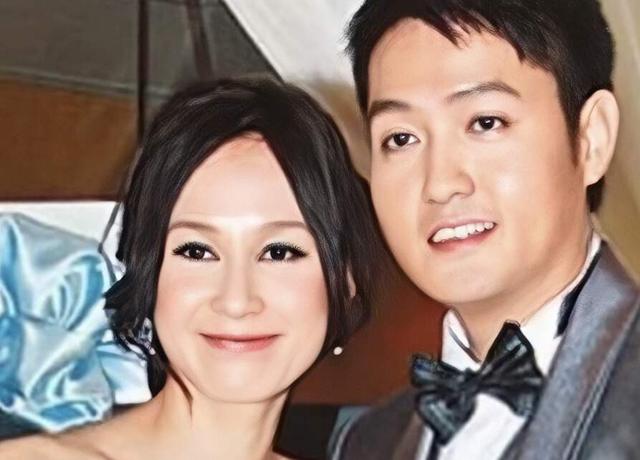 香港女星曝前夫婚內出軌,離婚後獨自帶倆女,移民加拿大生活多年