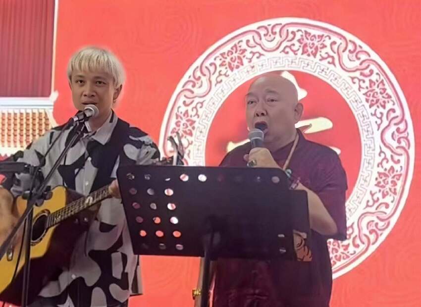 長胖50斤變滄桑！香港男星82歲生日罕見露面，網友直呼不敢認