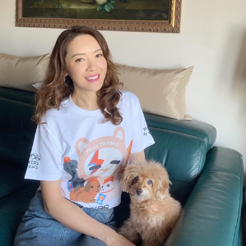 前港姐冠軍近照曝光！四段戀情全是分手收場，51歲未婚堅持不將就