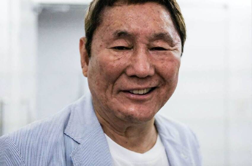 為小18歲情人！狠斷40年婚姻「200億全給妻子」凈身出戶「卻被小女友拋棄」悔嘆：不如跟前妻