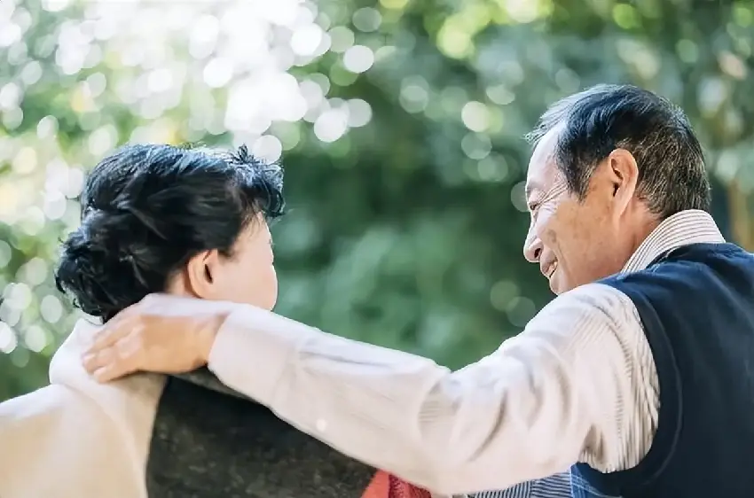 58歲阿姨的實在話：男人過了60，就剩下這「三樣用處」