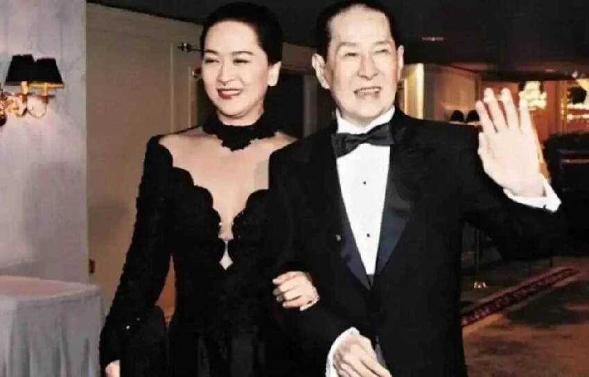 57歲鄧兆尊公布喜訊！ 讓3女甘願共侍1夫超10年，怕被分家產防了女人一輩子，沒想到最後竟栽在她手上