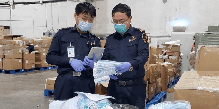 6年前口袋只剩200塊，他靠倒賣口罩一年狂入278億元，住20萬一夜酒店，如今下場曝光!