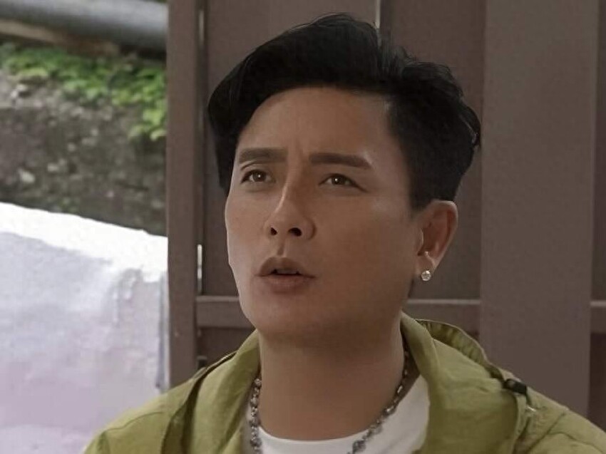 TVB前當家小生宣布不結婚，受父母離婚影響，在離世前會花光積蓄